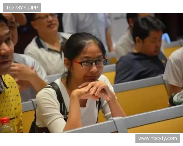 对话周敏：回顾足球生涯与未来展望的深度交流