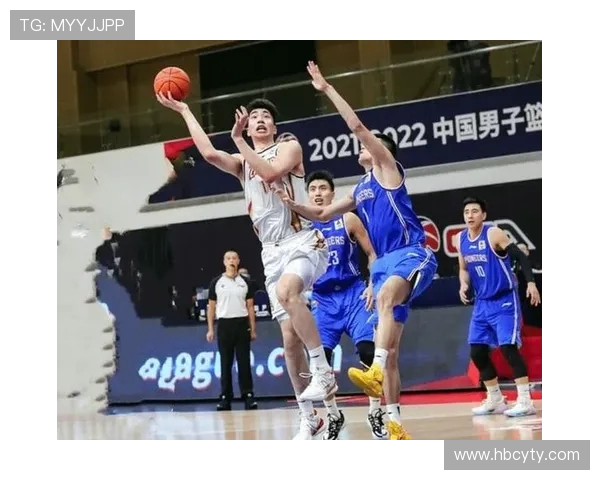 余嘉豪的成长之路与未来发展展望：从少年到青年奋斗的故事与启示